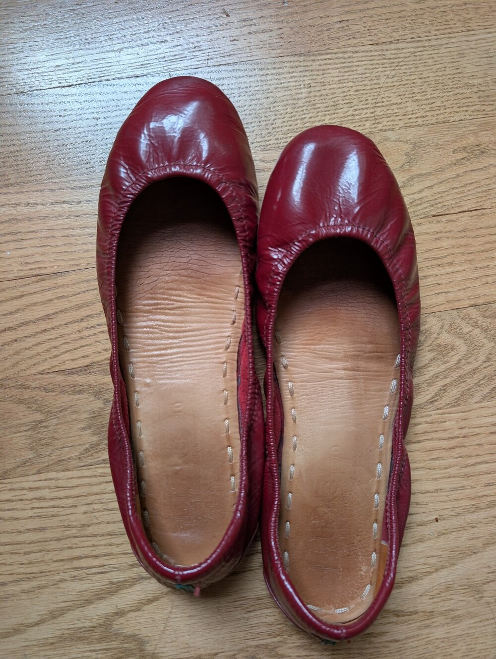 Tieks by Gavrieli, Patent Red Size 10